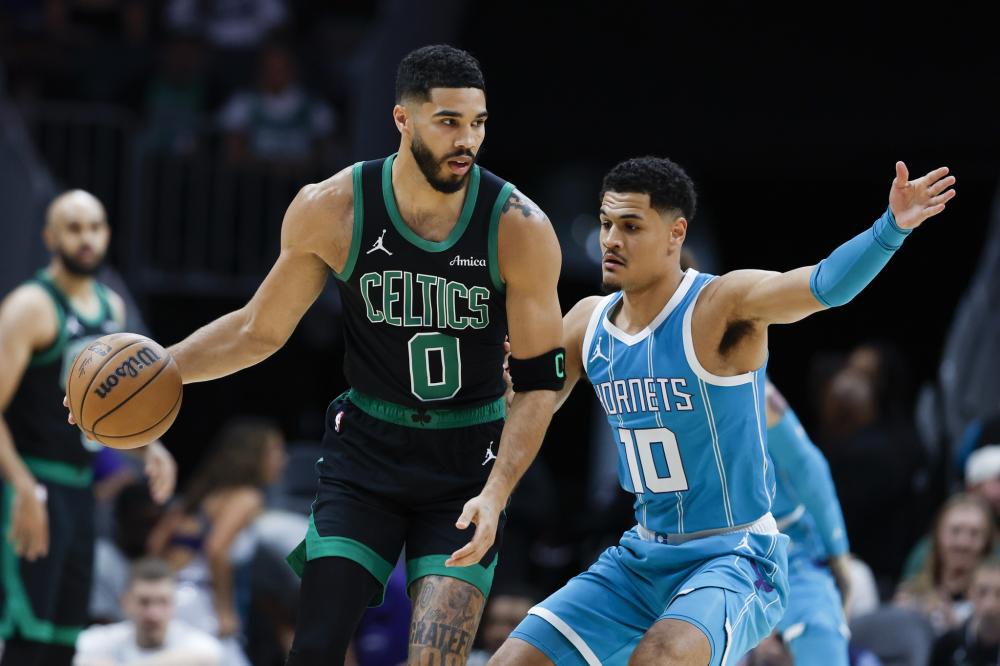 更为缜密的 更为缜密的