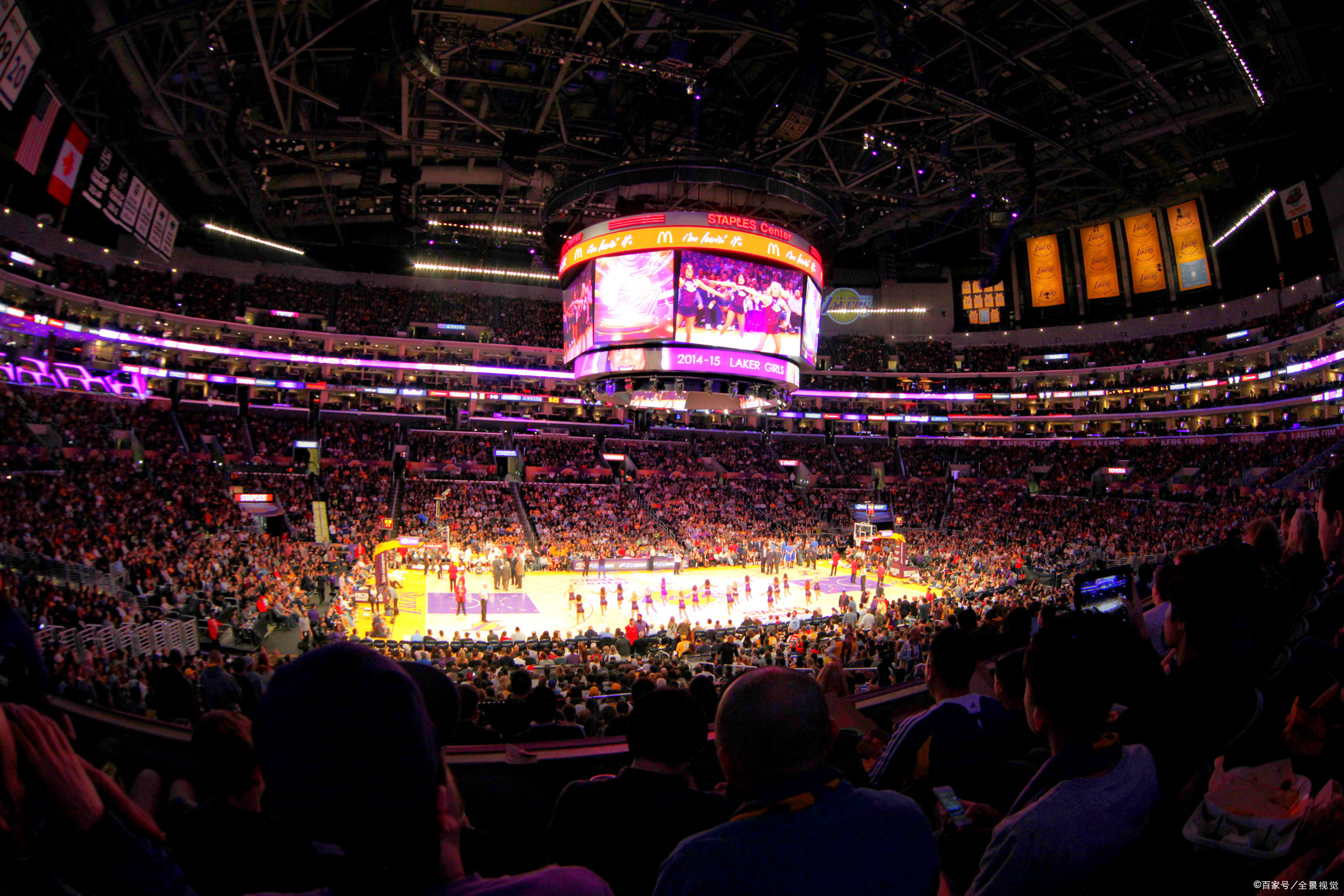 在俱乐部度 在俱乐部度